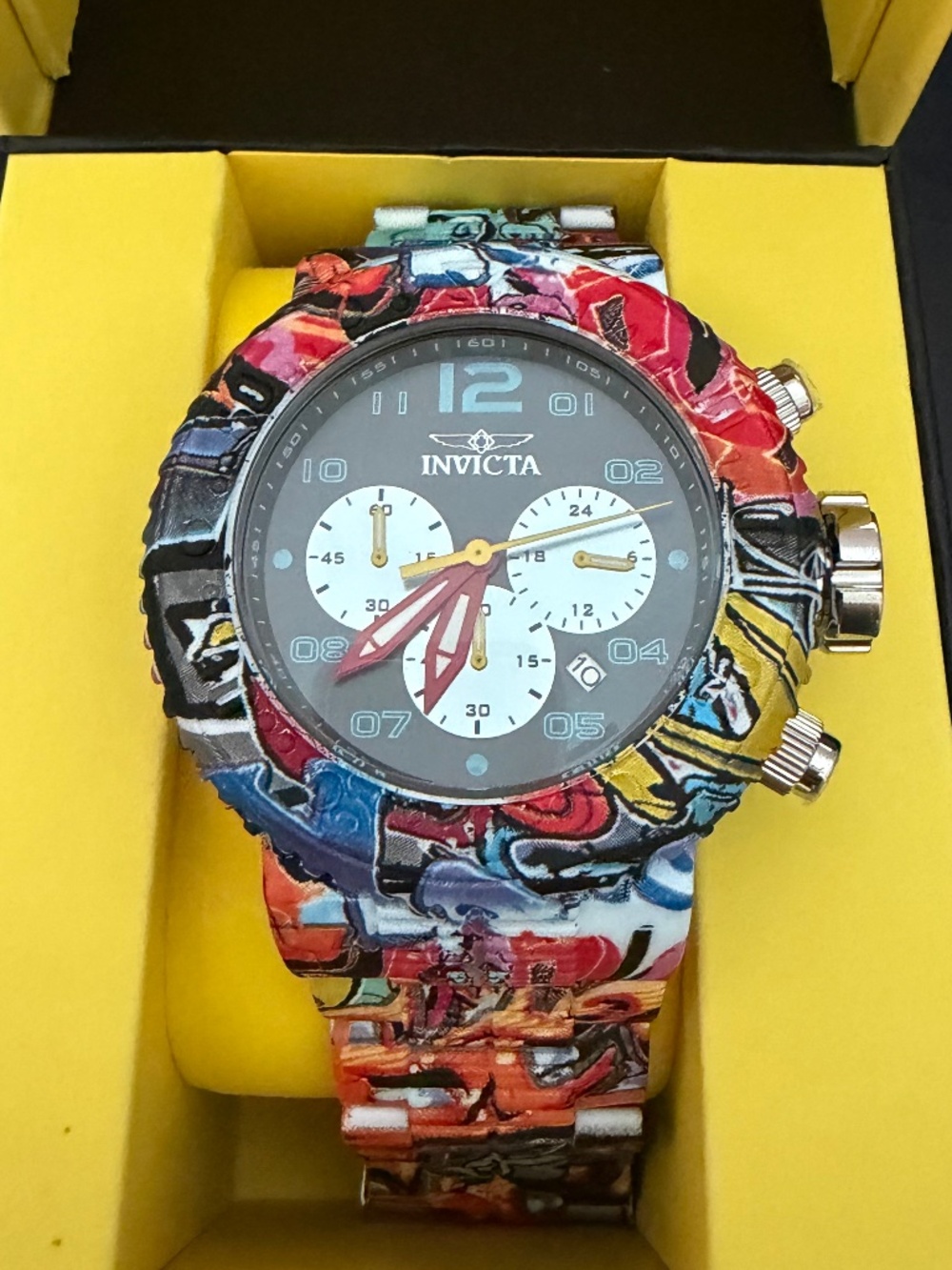 Invicta 52mm Aqua plating mens Grafitti watch New!